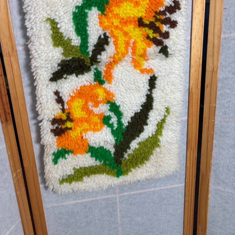 Vintage Latch‎ Hook Floral Punch Needle Wall Hanging Orange Yellow Flowers Cream